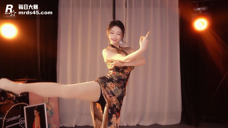 抖音古风女神 坏空空相关图片6