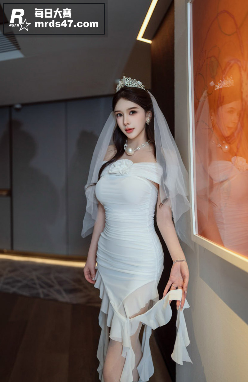 秀人网巨乳女神 李丽相关图片15