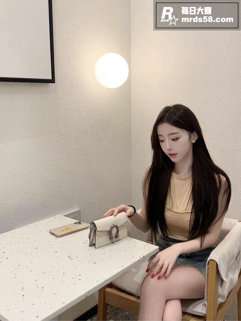 22岁小仙女醉酒后一相关图片2