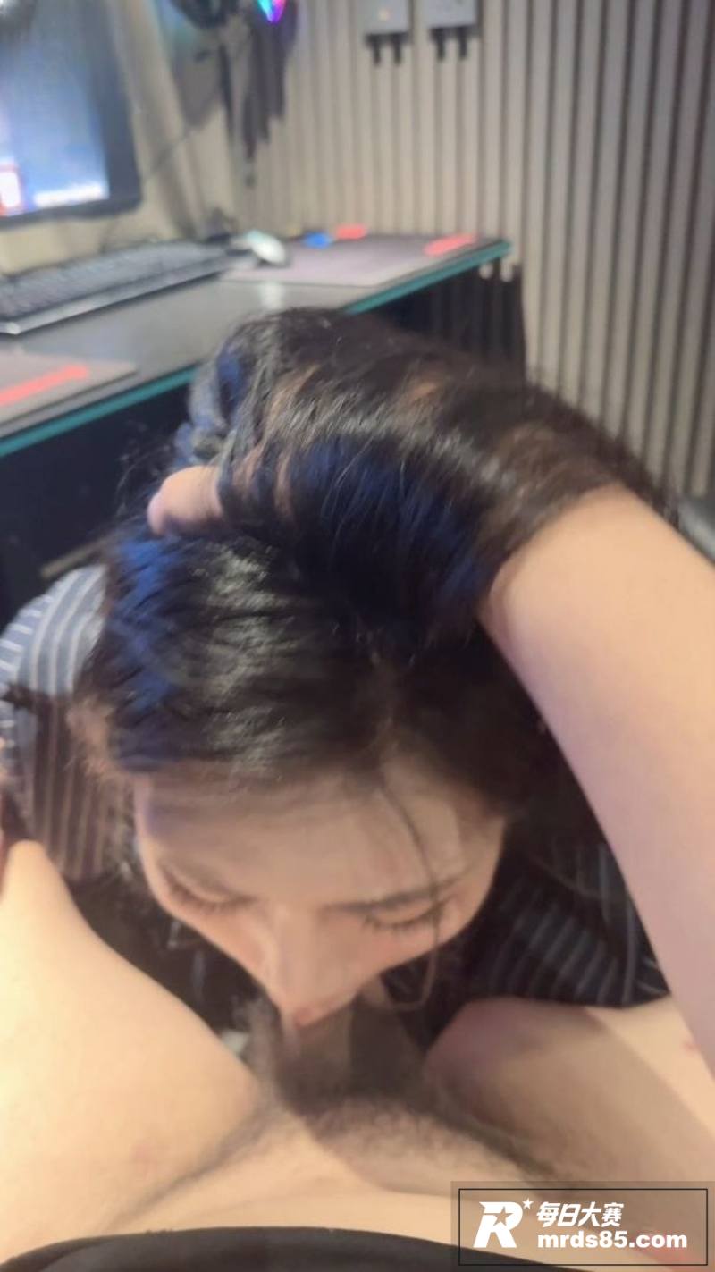 海角原创博主 奶子即相关图片4