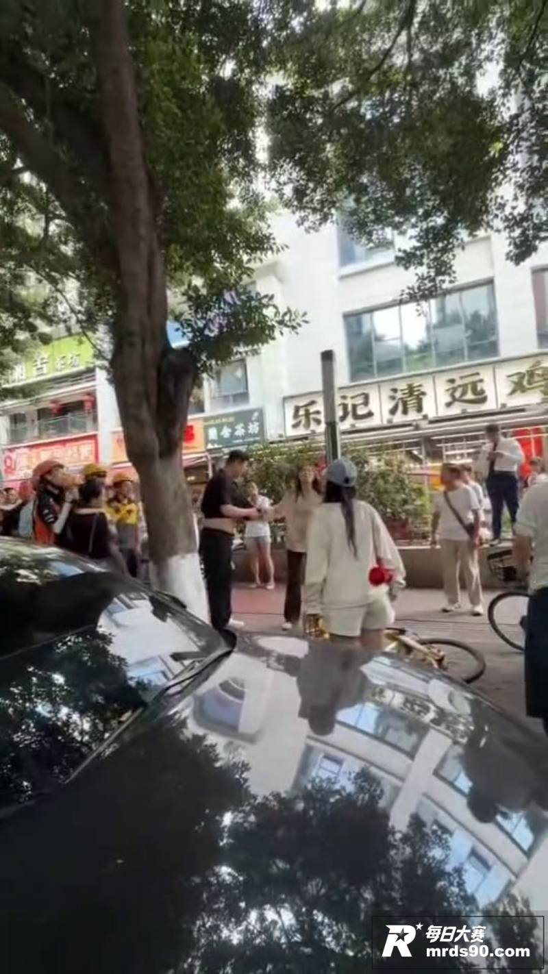 四川成都软饭男出轨 相关图片3