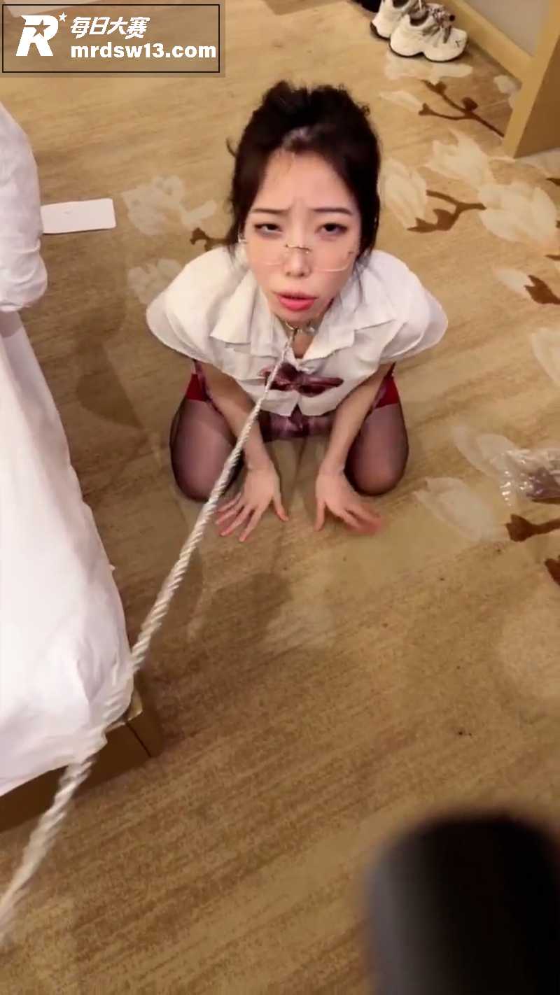 半糖高颜值御姐 丝丝相关图片3