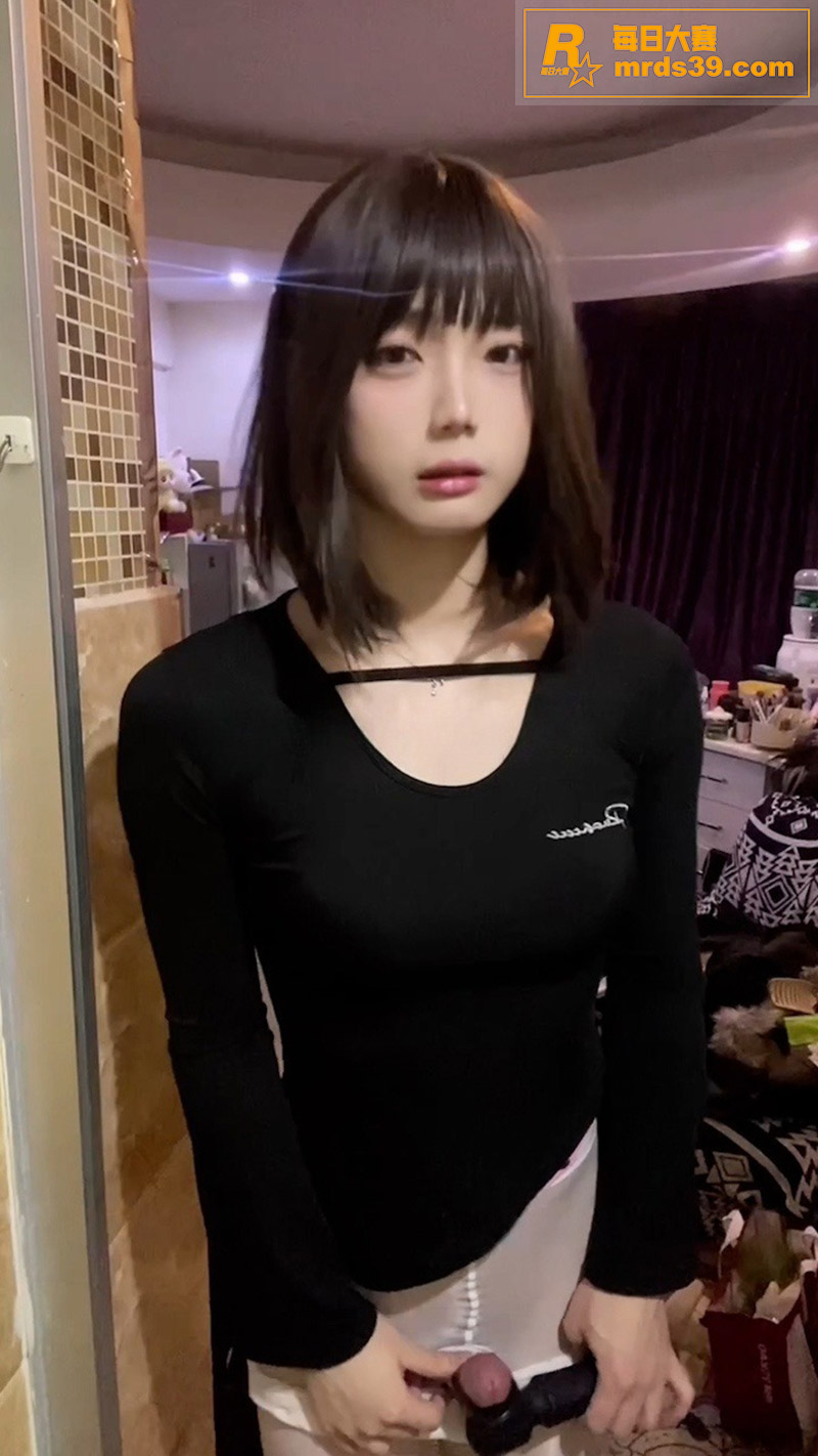 极品颜值伪娘 呆呆 相关图片3