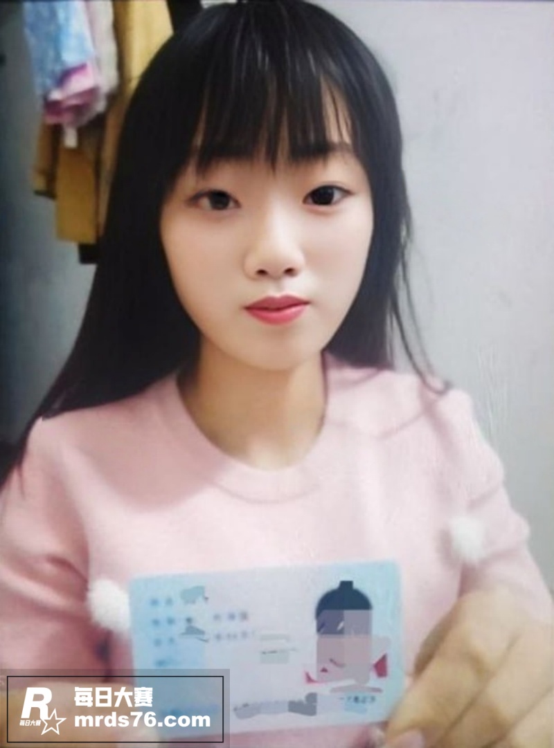 江苏极品反差女大学生相关图片1