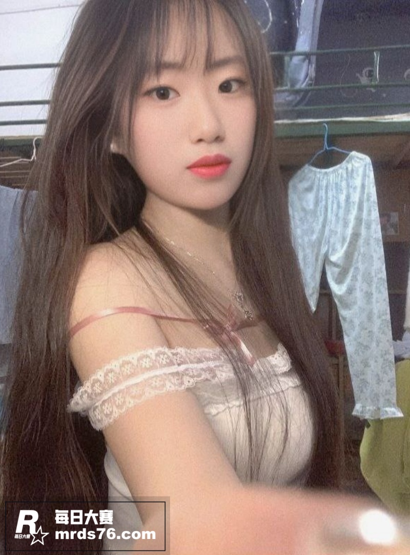 江苏极品反差女大学生相关图片5