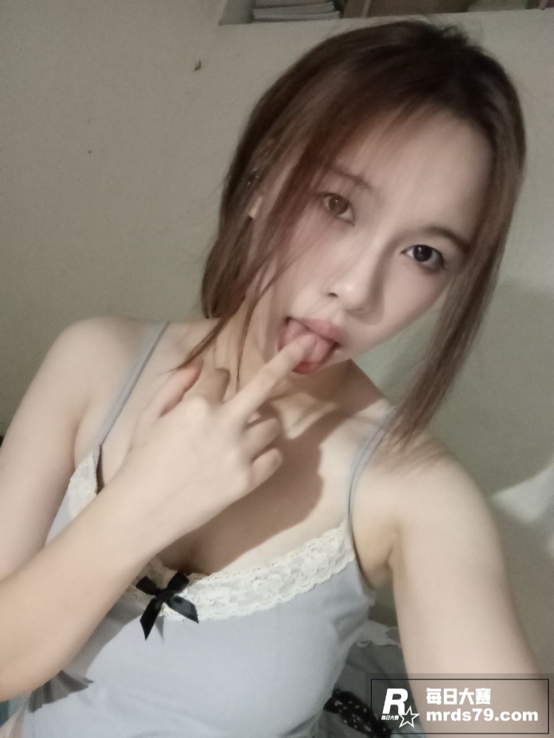 越南素人情侣私密视频相关图片1