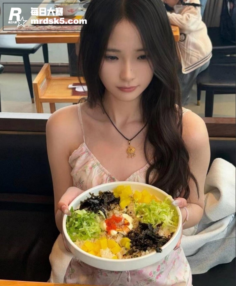 上海高颜值长腿反差婊相关图片4