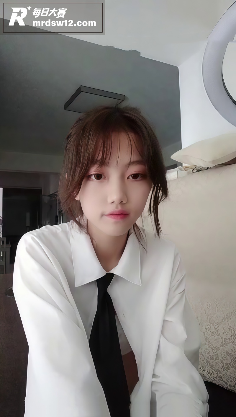 抖音清纯女学生网红 相关图片4