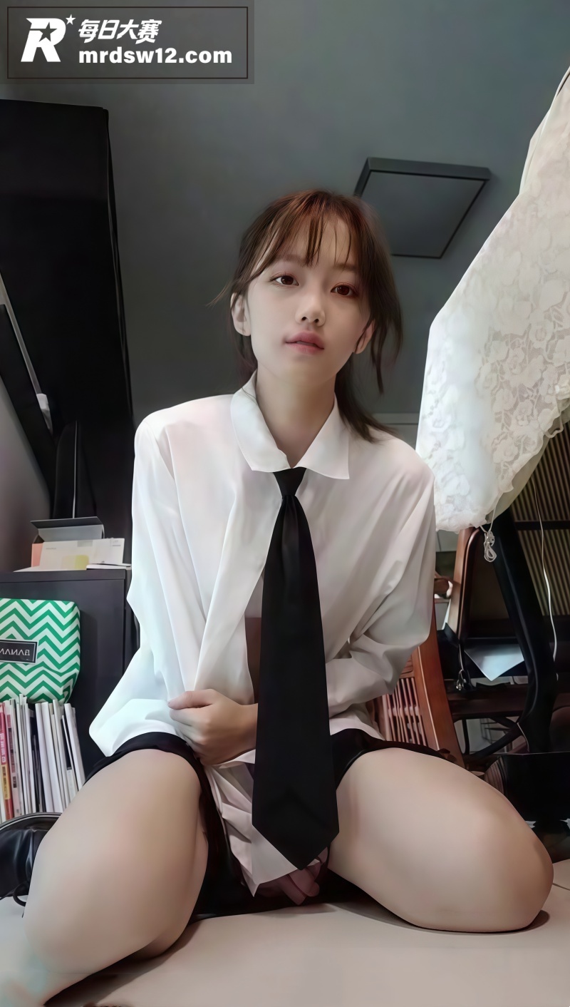 抖音清纯女学生网红 相关图片5