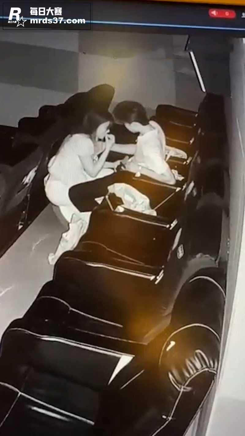 监控拍摄泄密 小情侣相关图片1
