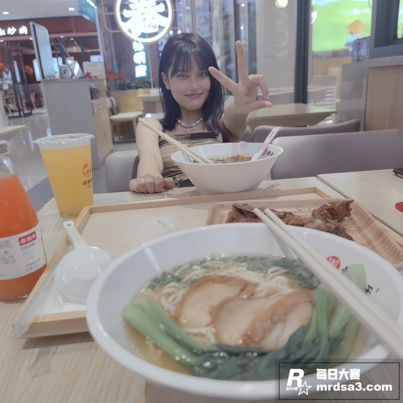清纯可爱学生姐妹花 相关图片3