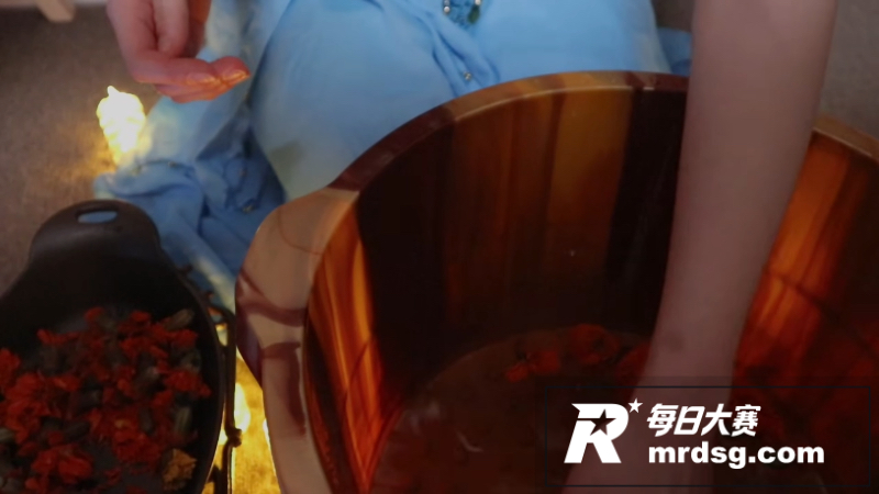 ASMR声控女神博主相关图片4