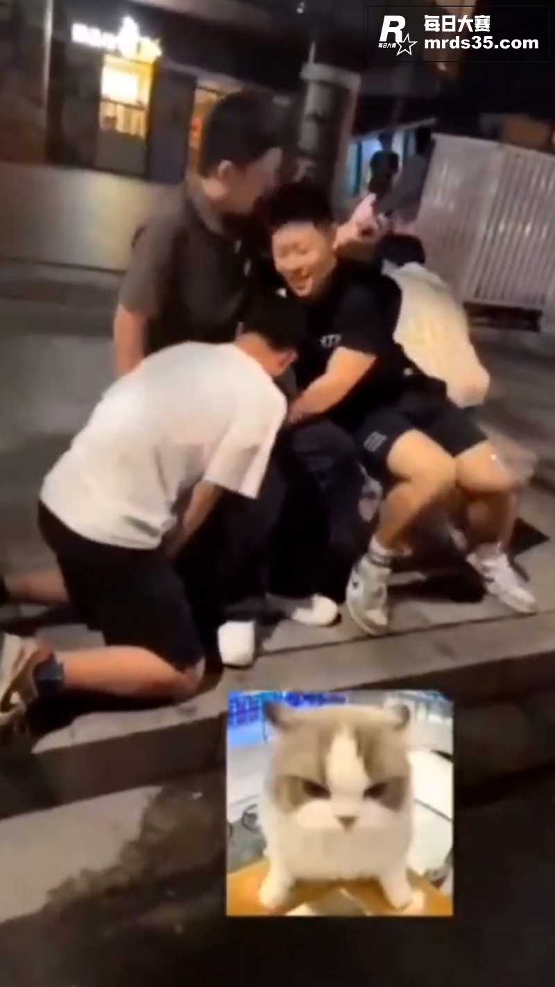 太炸裂了！广州酒吧门相关图片4
