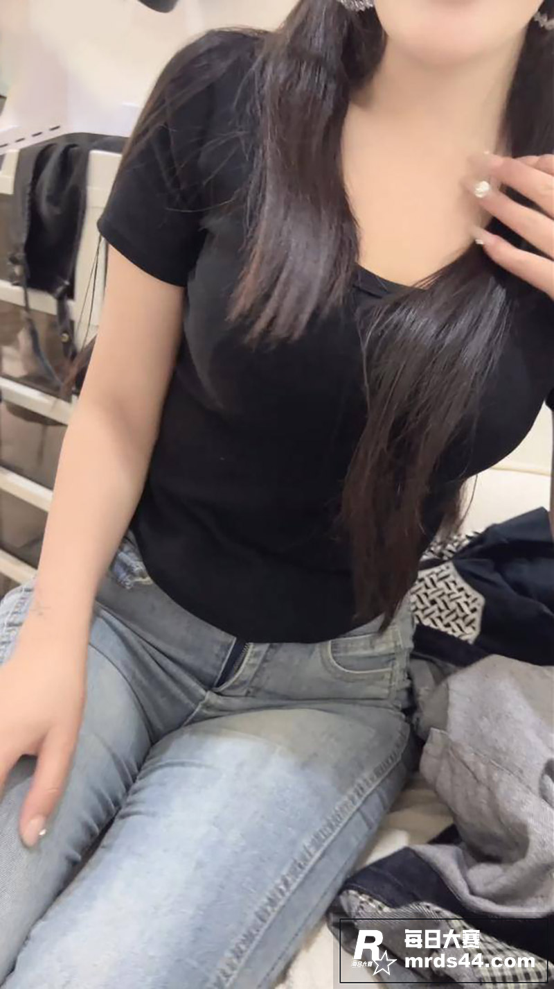 海角社区 奶子即正义相关图片2