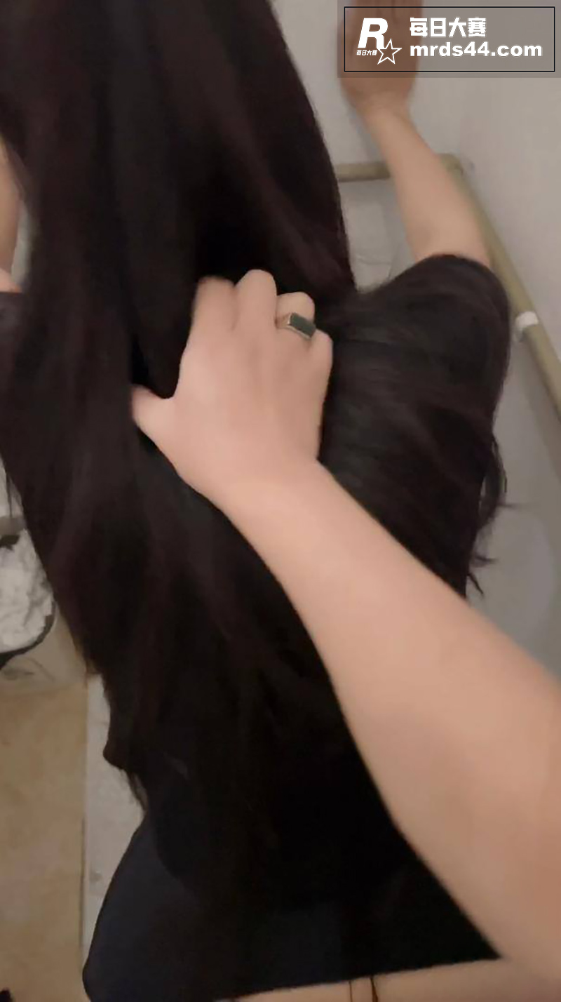 海角社区 奶子即正义相关图片5