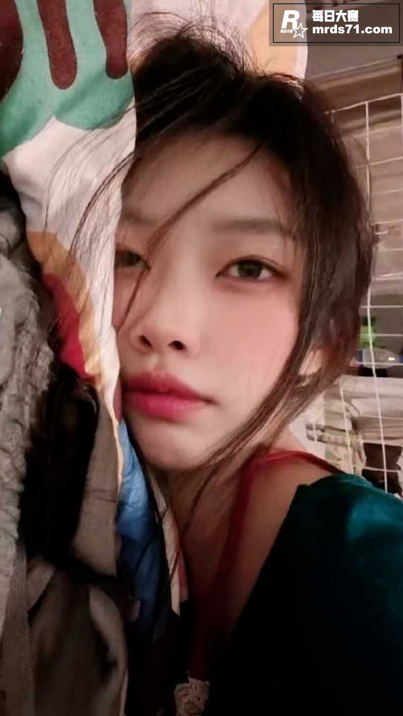 快手温柔眼镜娘 角落相关图片6