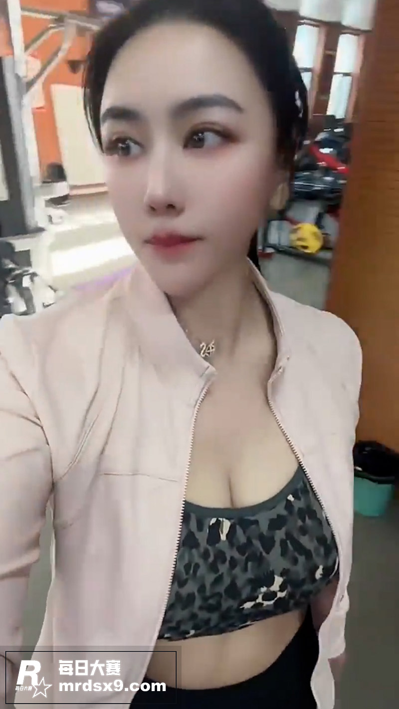 快手极品网红 佳美美相关图片4