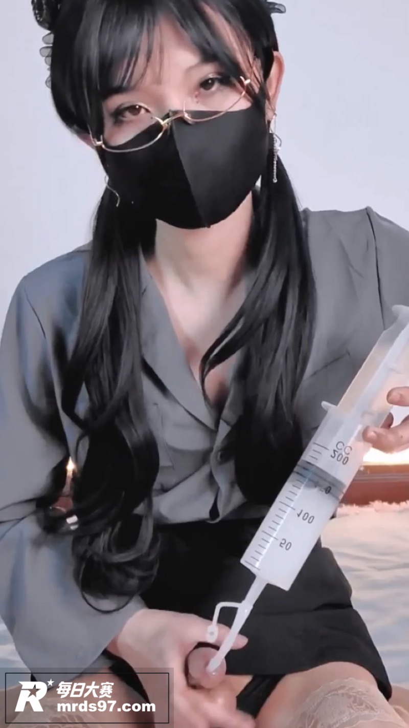 Fansly极品TS相关图片3