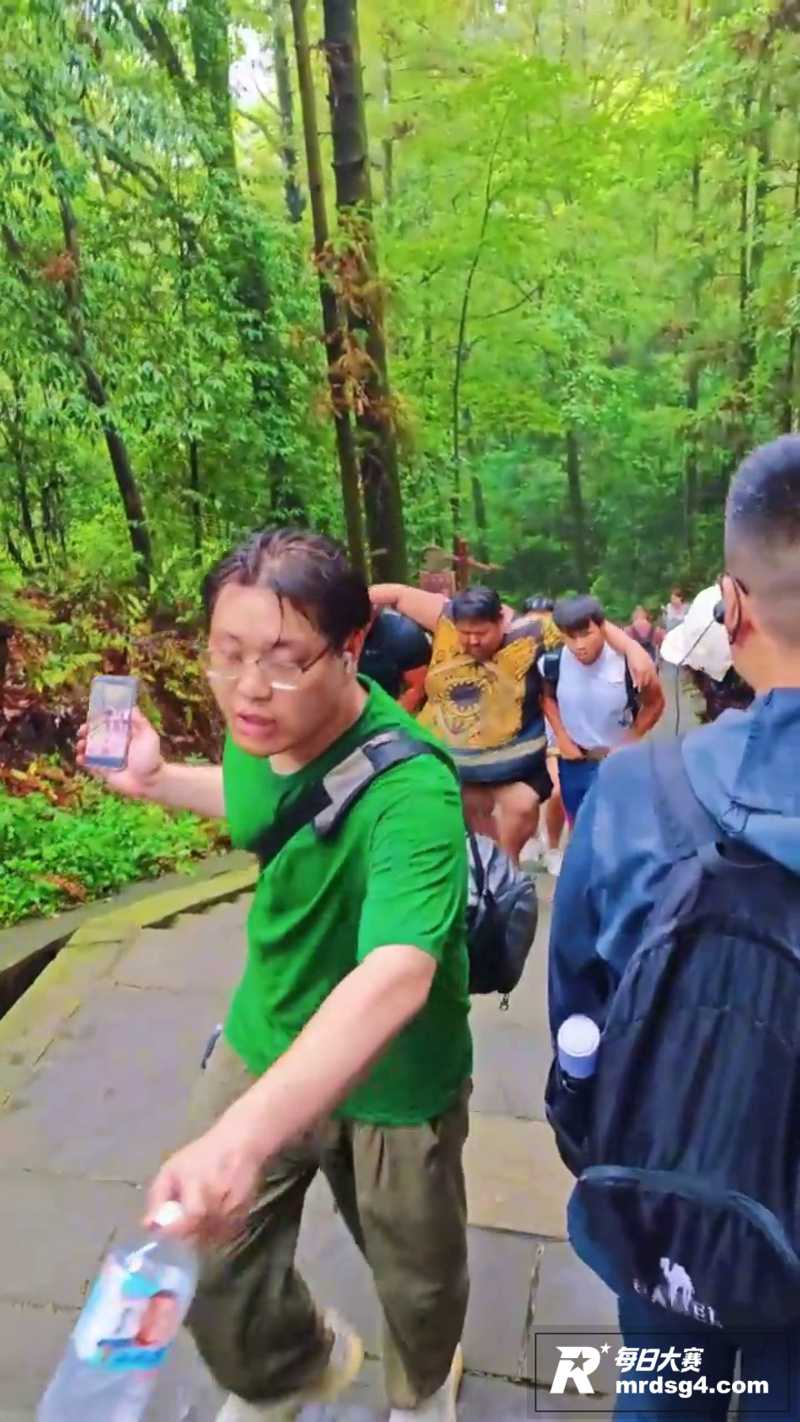 抖音343斤网红 良相关图片11