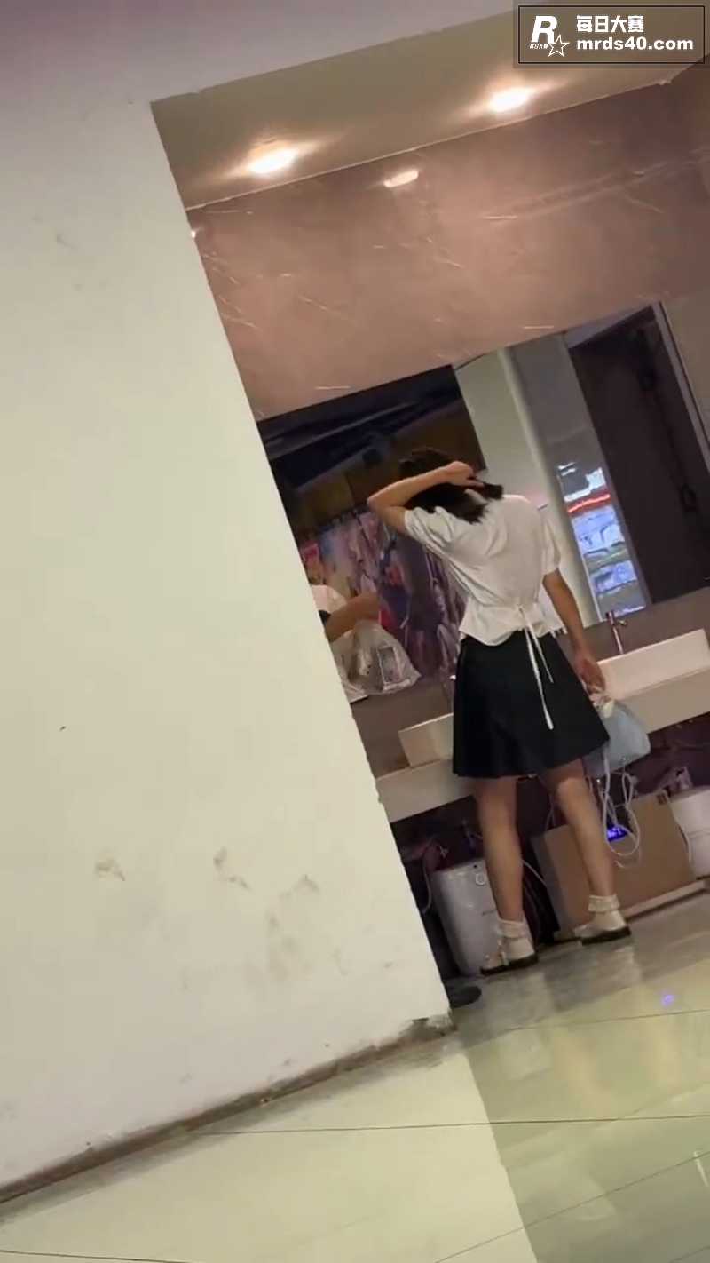 电影院监控泄密 沈阳相关图片2