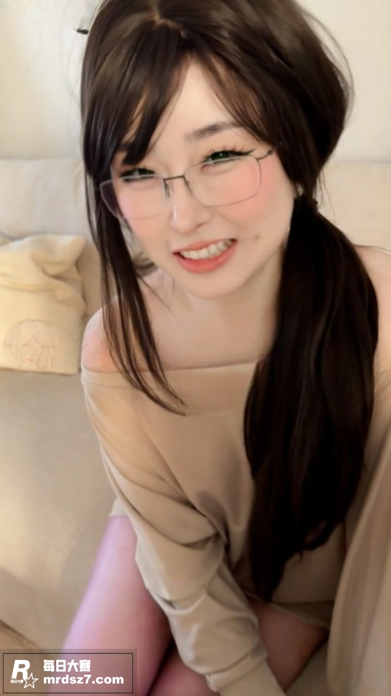 推特阿黑颜福利姬 噗相关图片2
