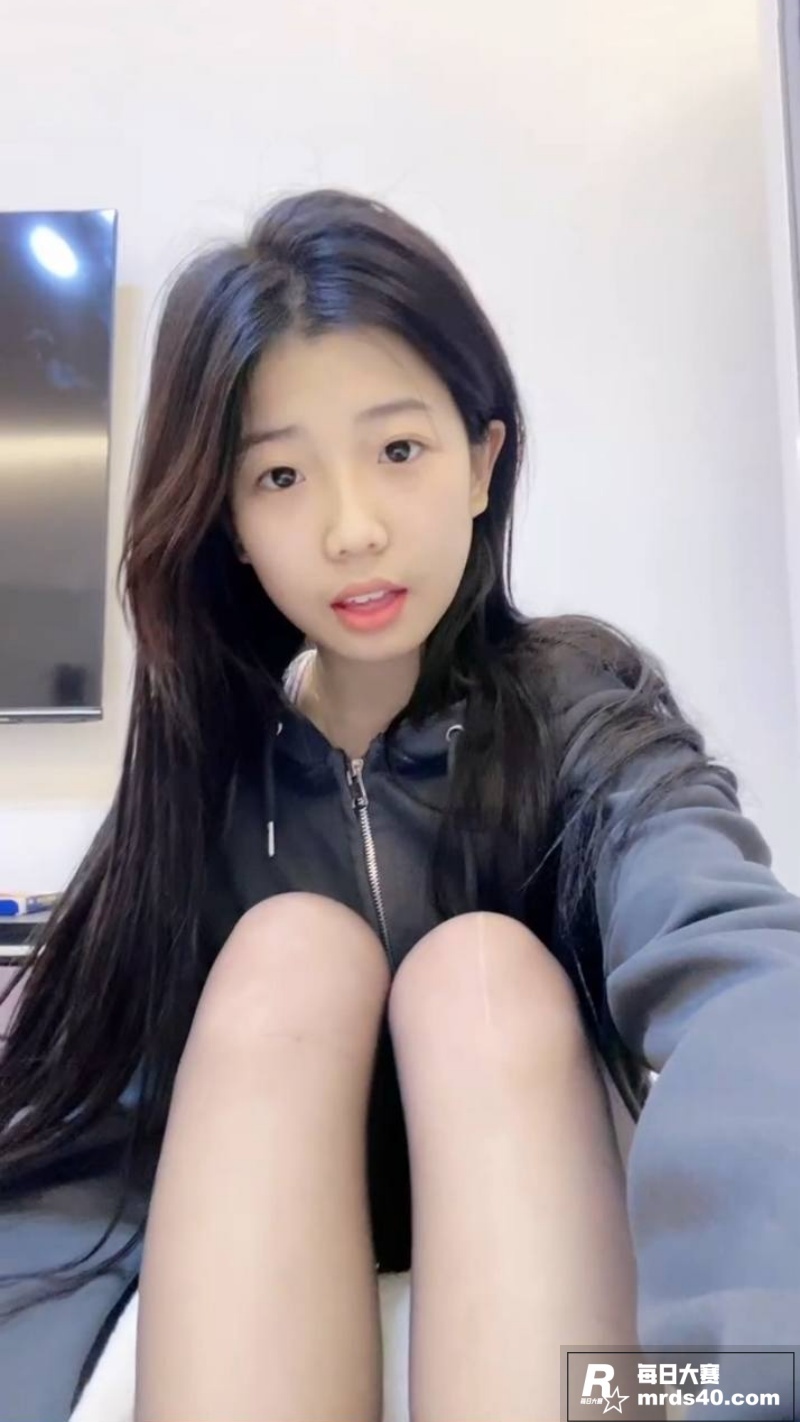 抖音萝莉网红 小妍m相关图片3