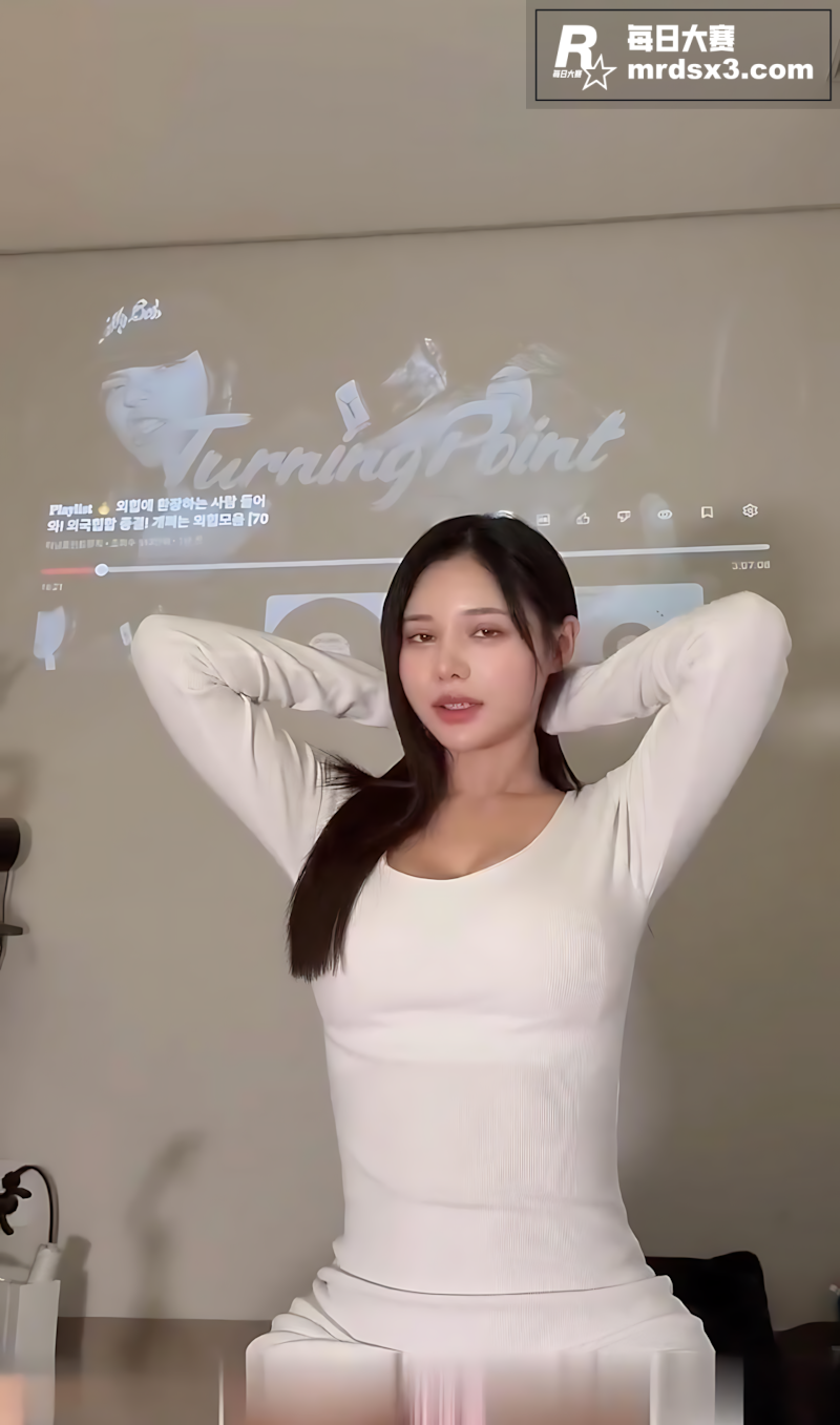 极品巨乳按摩师精油全相关图片3