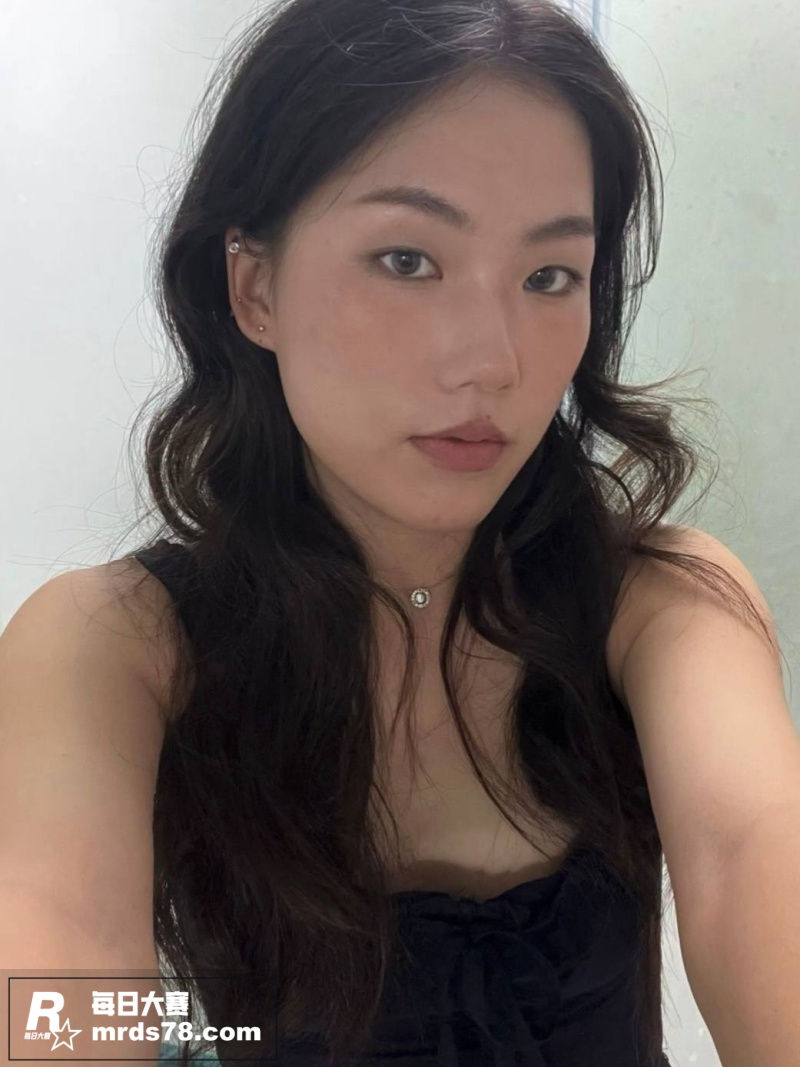 极品高颜值小情侣 不相关图片3