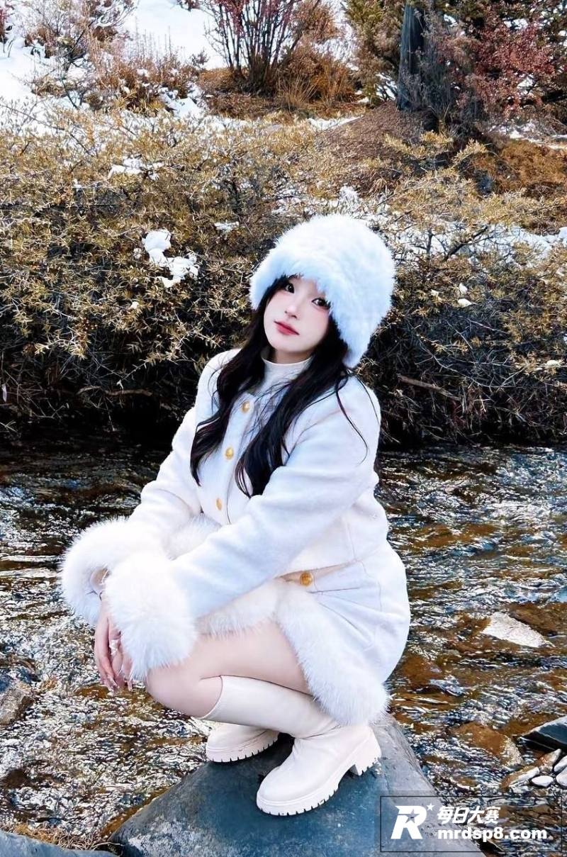 四川高颜值反差少女 相关图片4