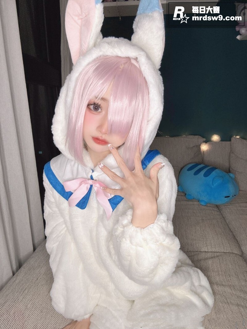 台湾知名Cospla相关图片17
