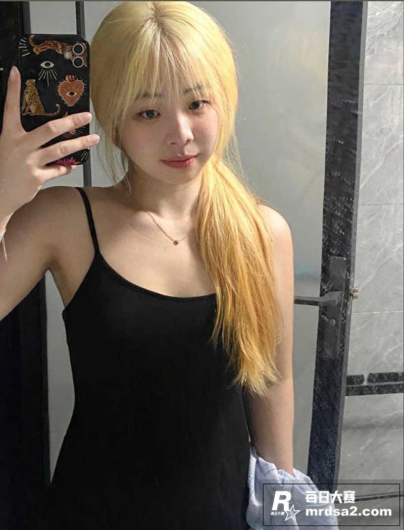 湖南衡阳精神小妹 董相关图片2