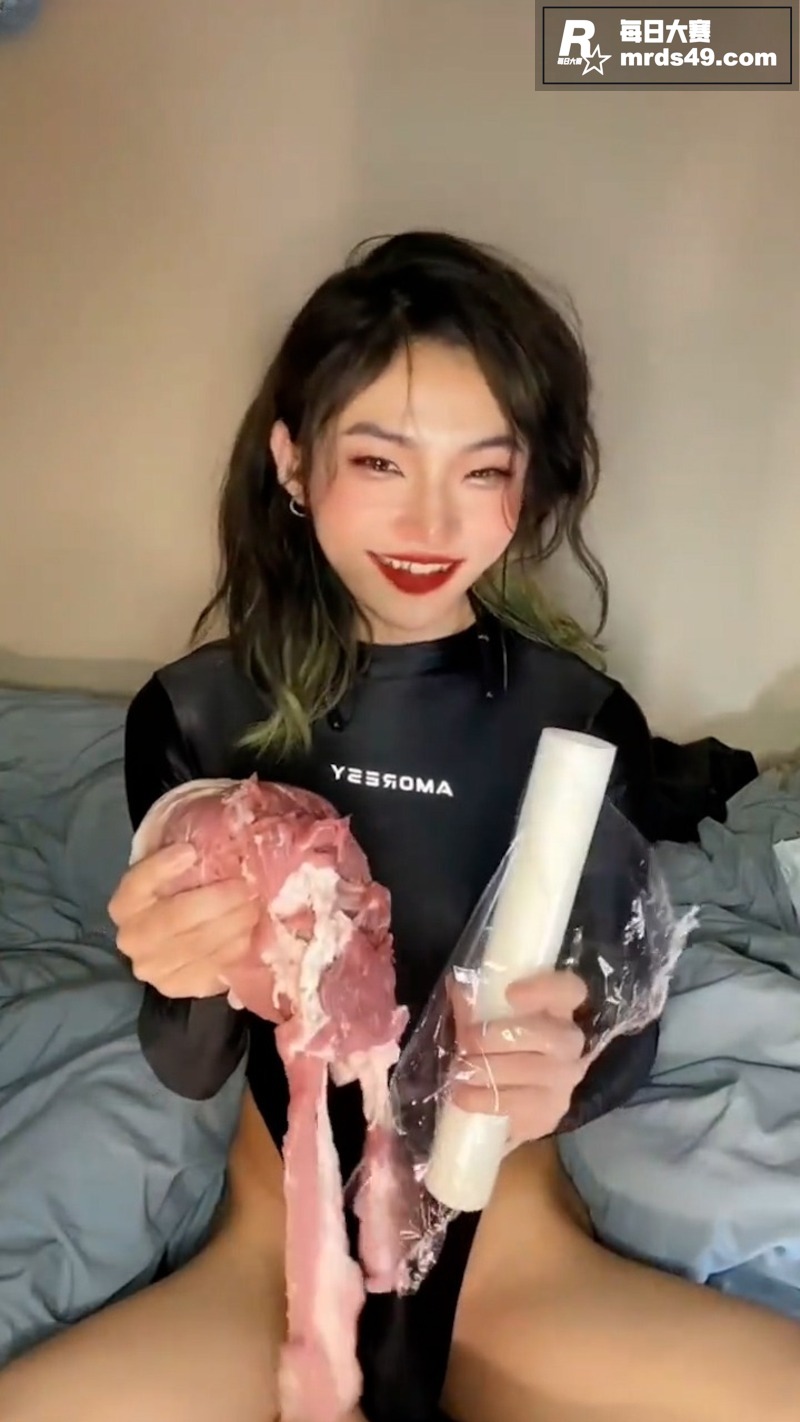 高颜值重口味TS伪娘相关图片1