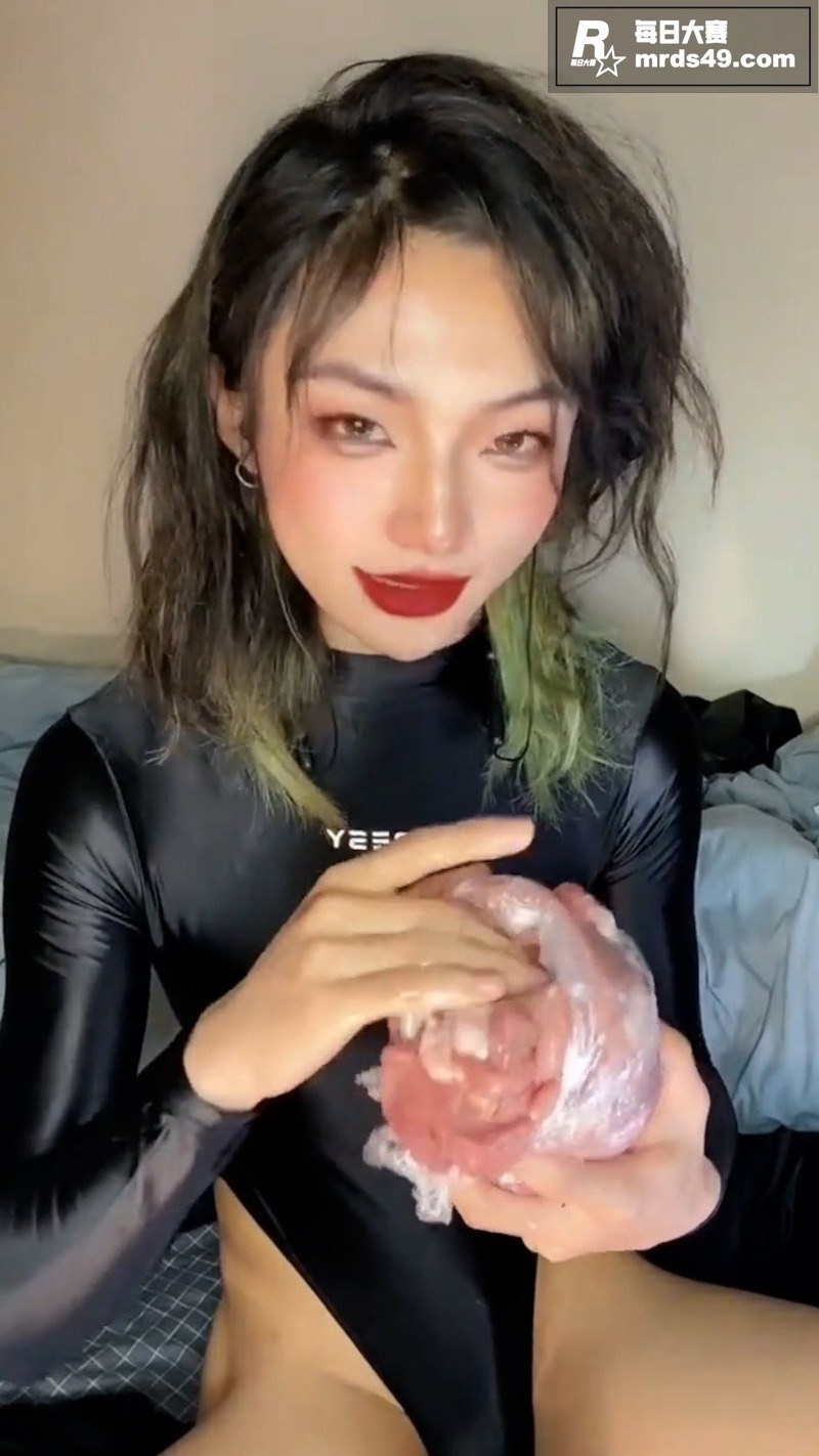 高颜值重口味TS伪娘相关图片2