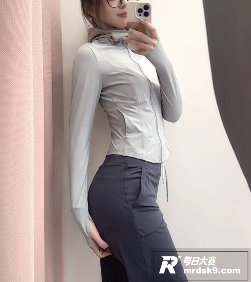 广州高颜值淫妻 陈嘉相关图片4
