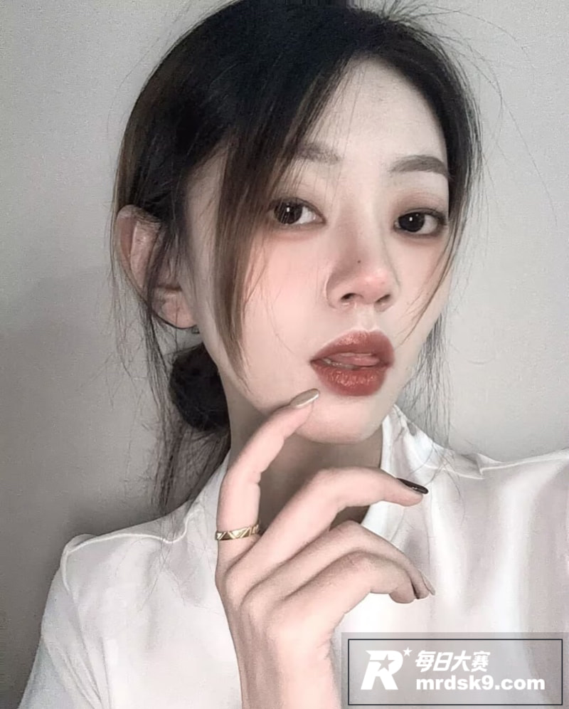 广州高颜值淫妻 陈嘉相关图片9