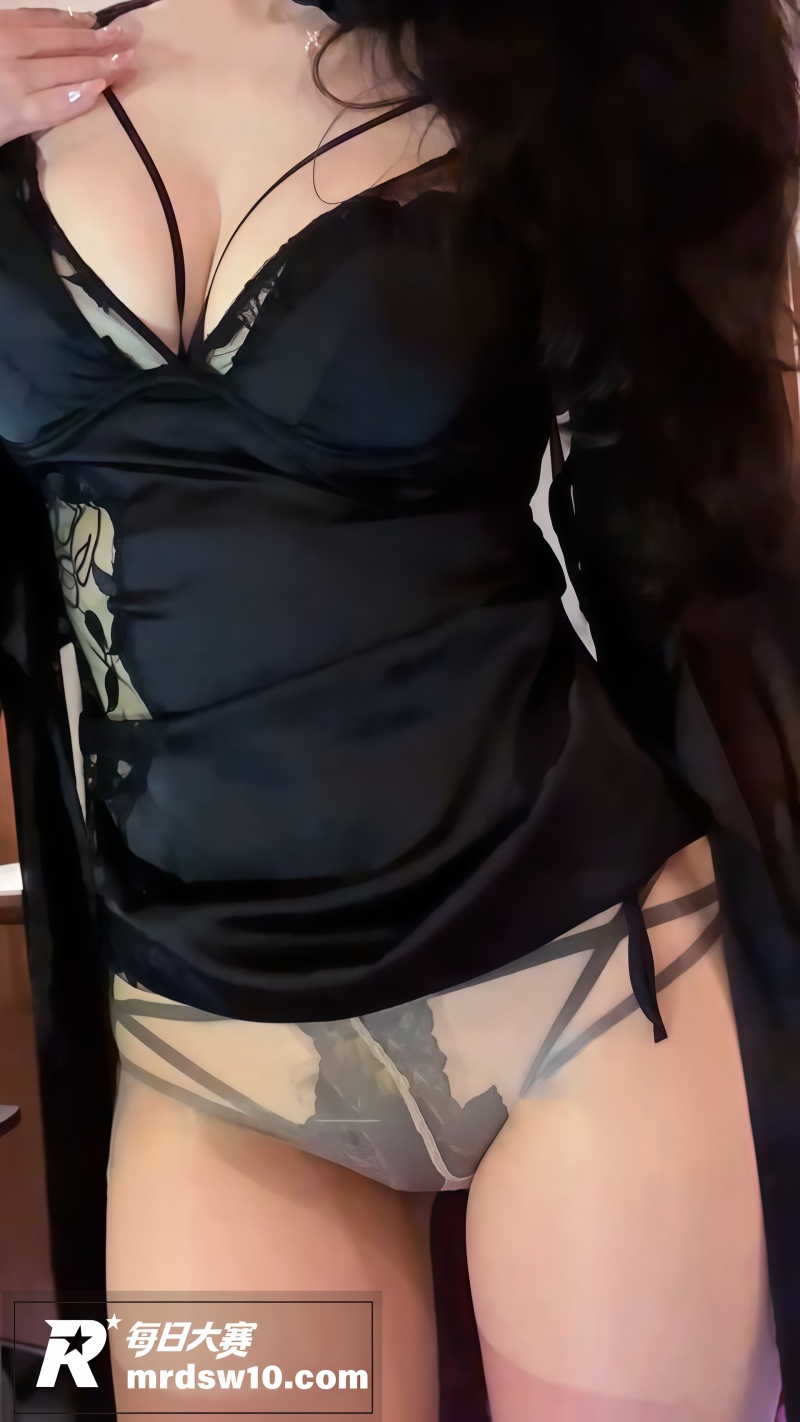 ASMR国产长腿女神相关图片7