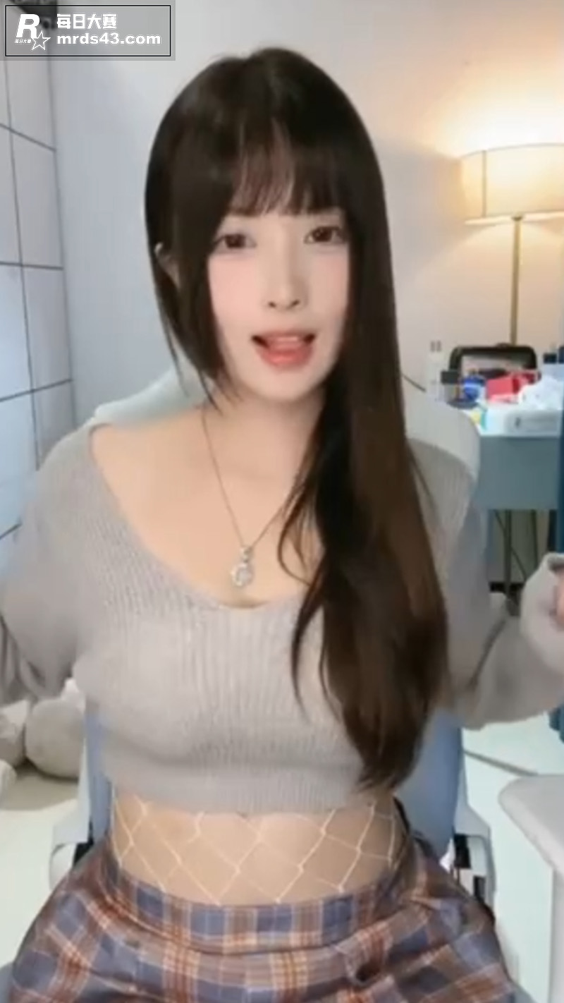 B站高颜值up主 恶相关图片2