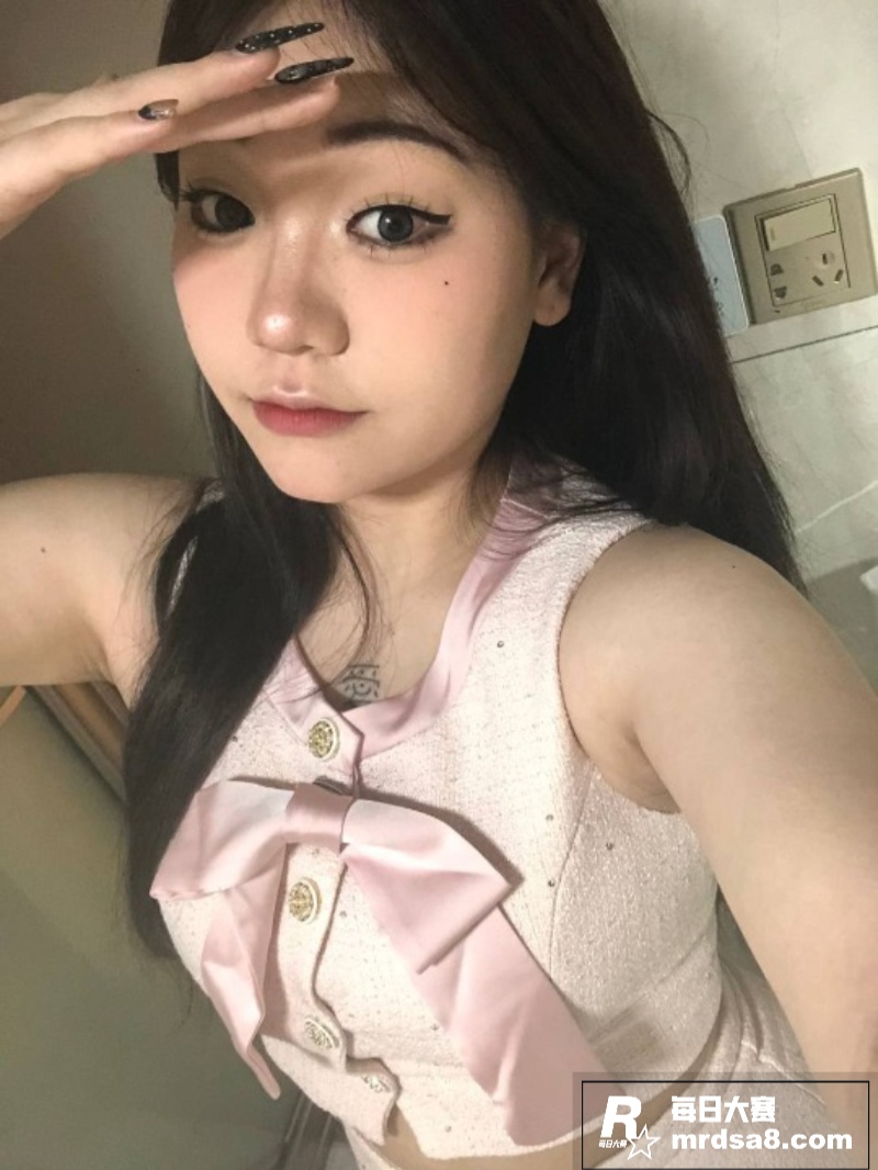 06年四川巨乳妹妹 相关图片4