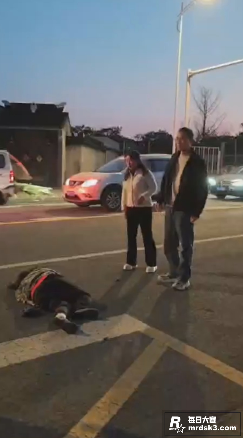 苏州西山女司机撞倒三相关图片8