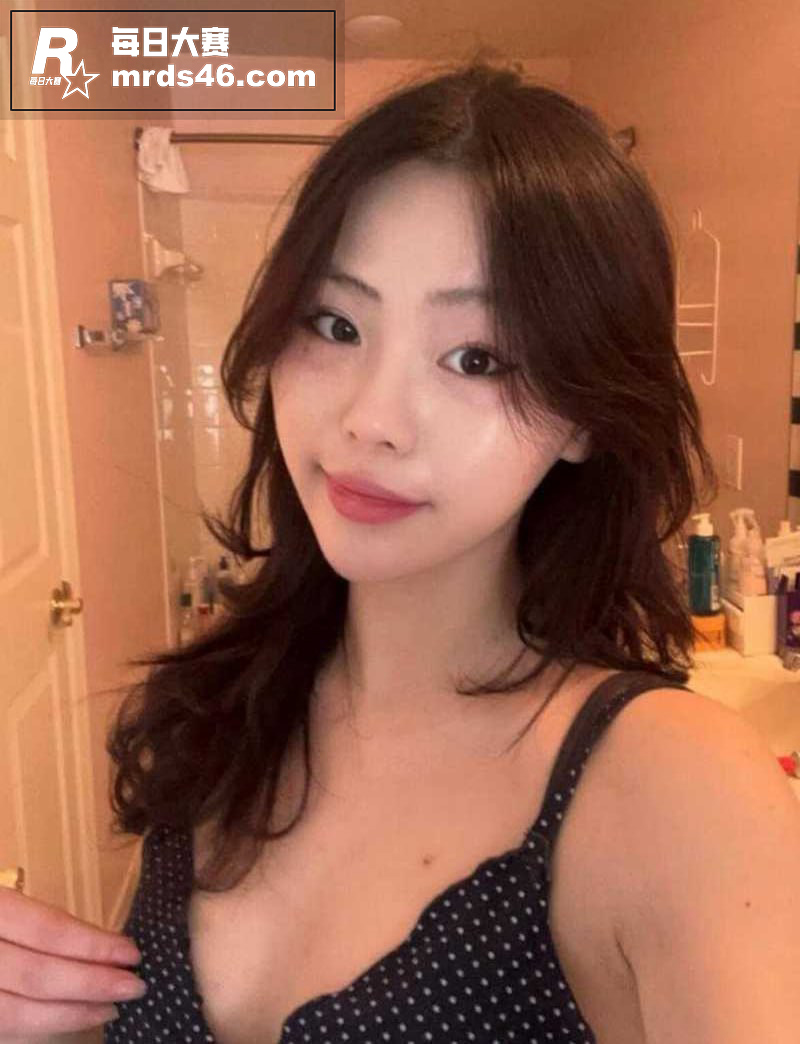 极品颜值女大学生福利相关图片1