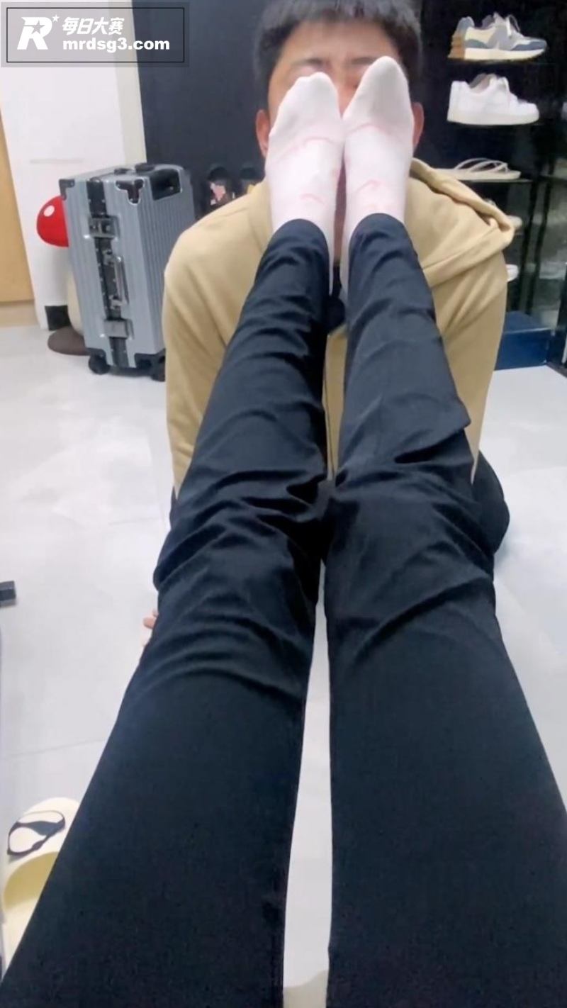 推特足控女王 不二犬相关图片4