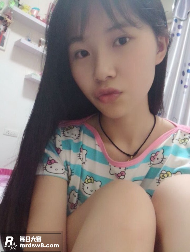 清纯学生妹 和男友分相关图片2