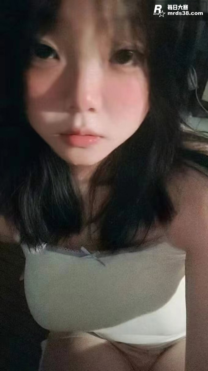 武汉反差女高母狗 叶相关图片7