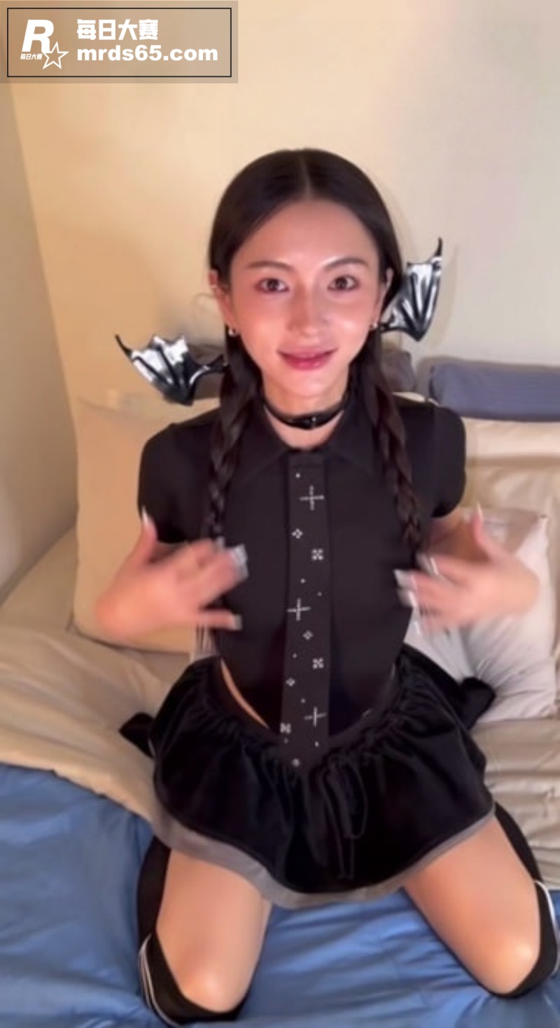 推特高颜值TS伪娘 相关图片1