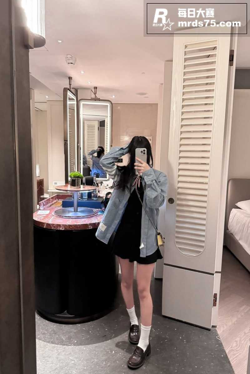 推特极品网黄少女福利相关图片3
