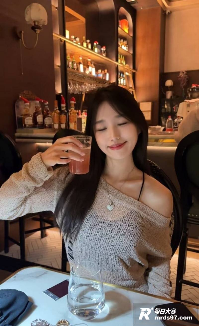湖南长沙反差女神 张相关图片4