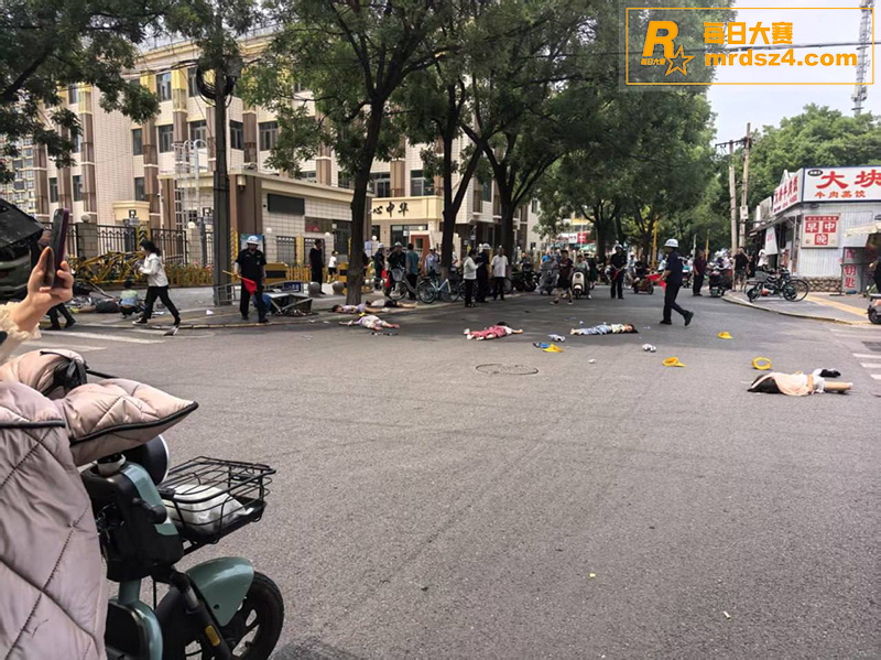 北京密云学校门口发生相关图片5