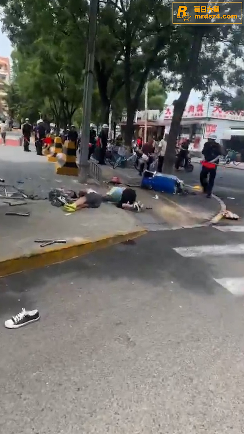 北京密云学校门口发生相关图片7
