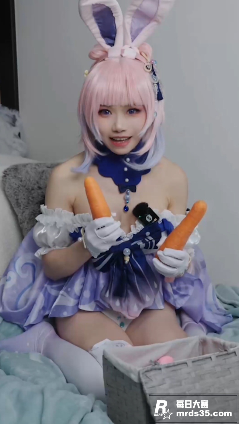 清纯萝莉嫩妹 草莓雨相关图片1