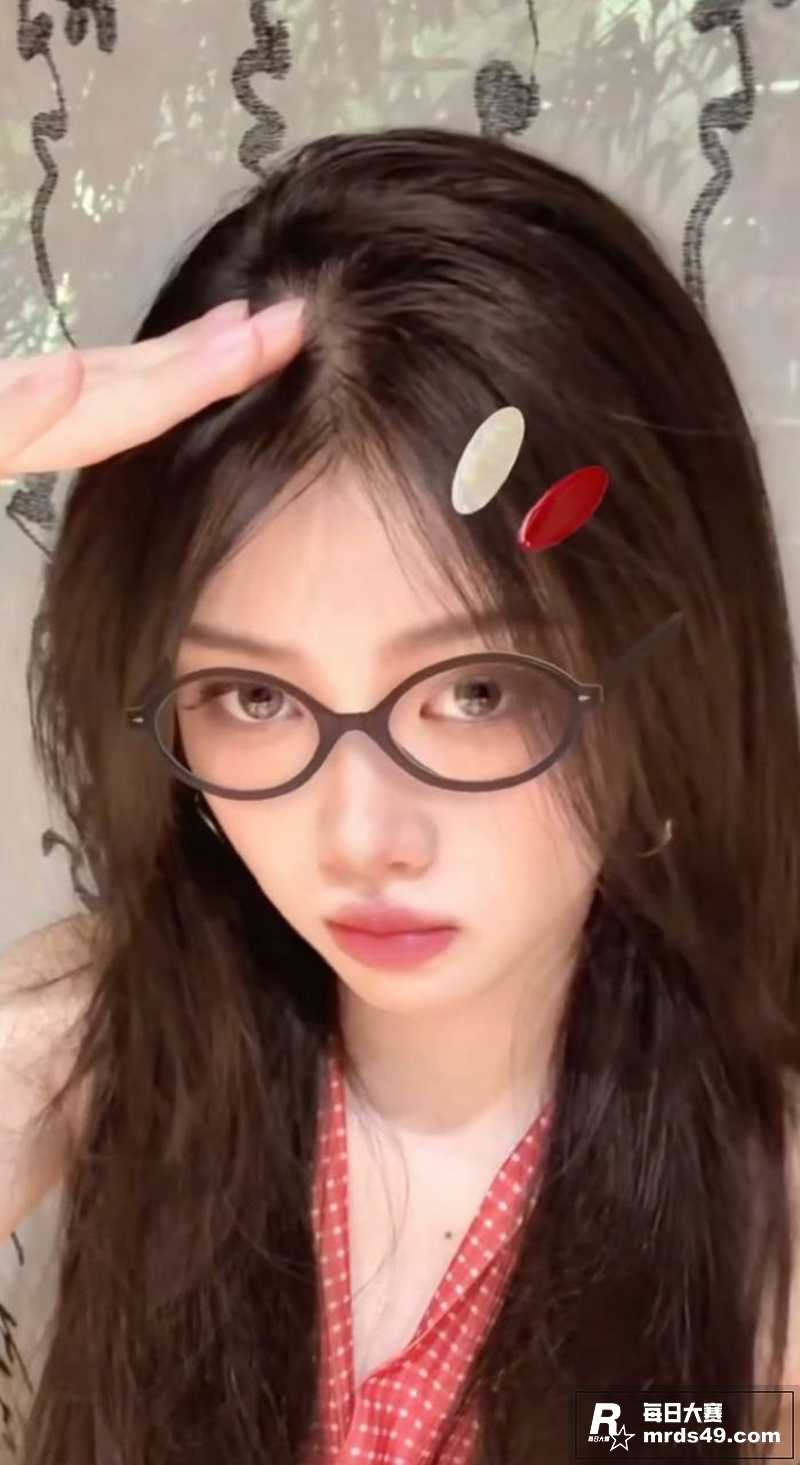 成都商学院大四学姐 相关图片3